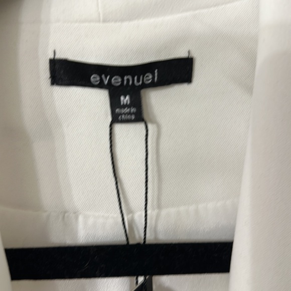 NWT Evenuel white Blazer - Picture 2 of 4